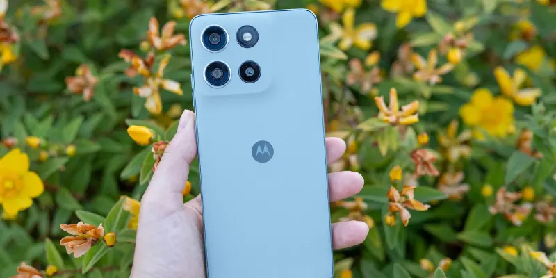 هاتف Motorola Moto G56